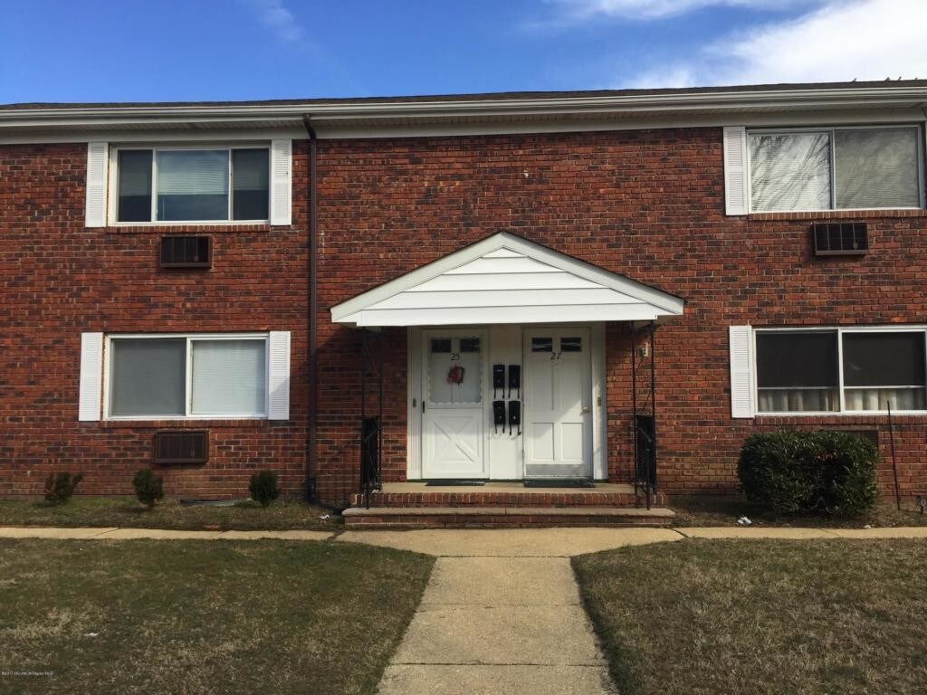 25 Laurel Pl Unit B Eatontown Nj 07724 - Condo For Rent In Eatontown Nj Apartmentscom