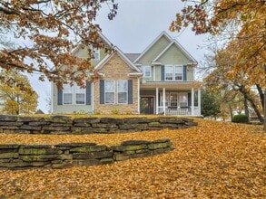 Building Photo - 2485 Avalon Dr