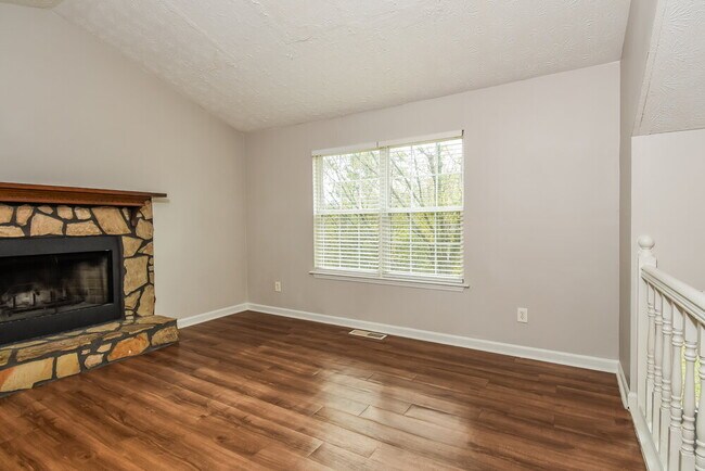 Foto del edificio - 2676 Lantern Trail