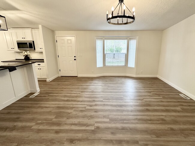 Foto del edificio - 213 Sheltie Ln