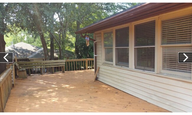 Building Photo - 1399 Stephens Dr NE