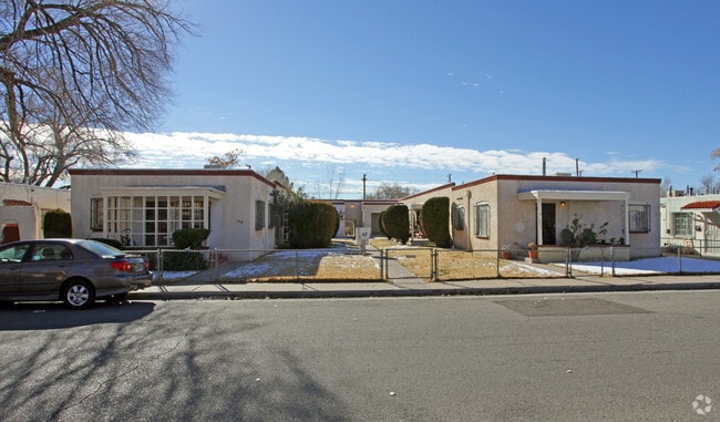 Primary Photo - 1204 Silver Ave SW