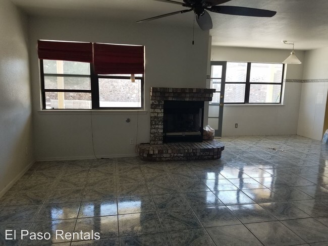 Building Photo - 7325 Desierto Luna St