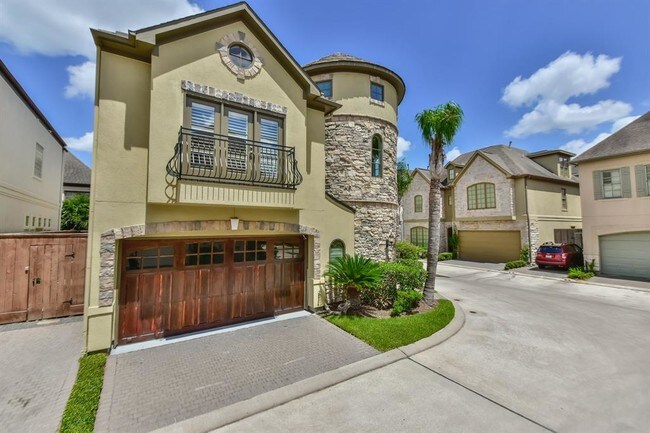 Building Photo - 6302 Hermann Lake Dr