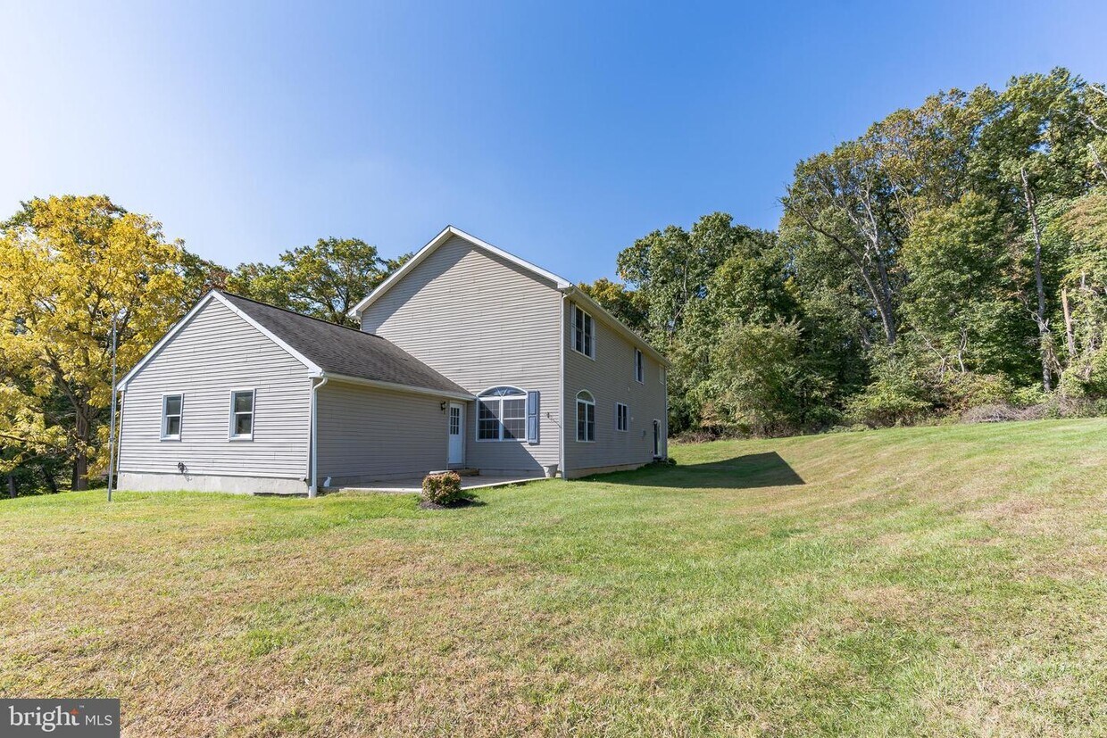 Primary Photo - 187 Hershey Mill Rd