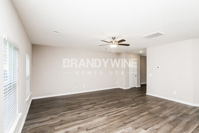 Foto del edificio - 506 Glenmanor Dr