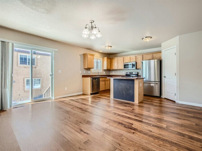 Foto del edificio - 11530 Hibiscus Ln