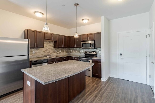 Building Photo - Marquis Place Apartment Homes