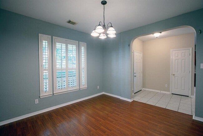 Foto del edificio - 4410 Sherwood Green Ct