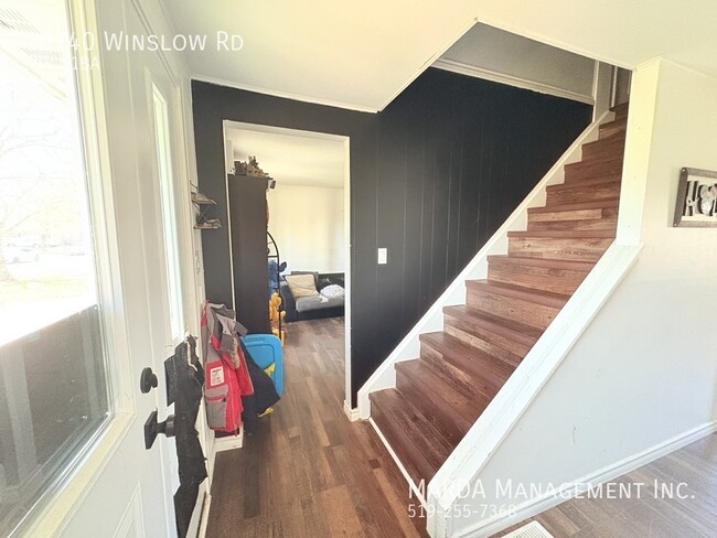 Photo du bâtiment - Welcome to 10704 Winslow Rd