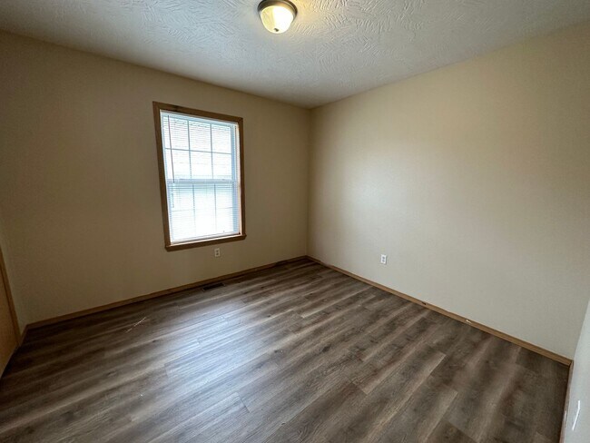 Foto del edificio - 355 Peach Tree St