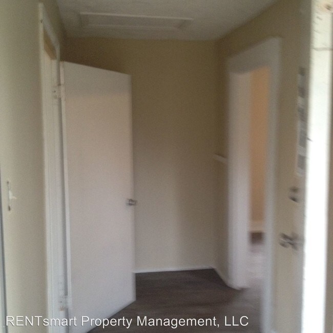 Foto del edificio - 2106 S Andrews Cir