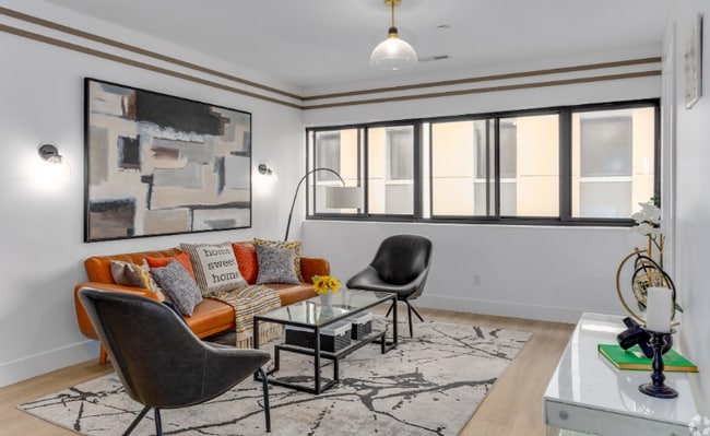 Photo - 913 N Market St Apartment