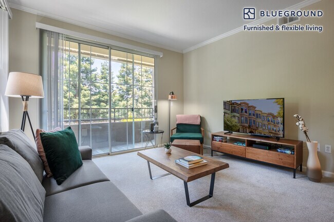 Building Photo - 1326 The Alameda