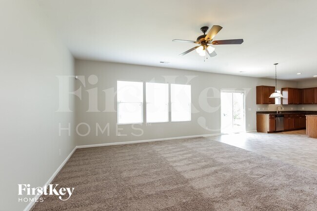 Foto del edificio - 12429 Bending Branch Rd