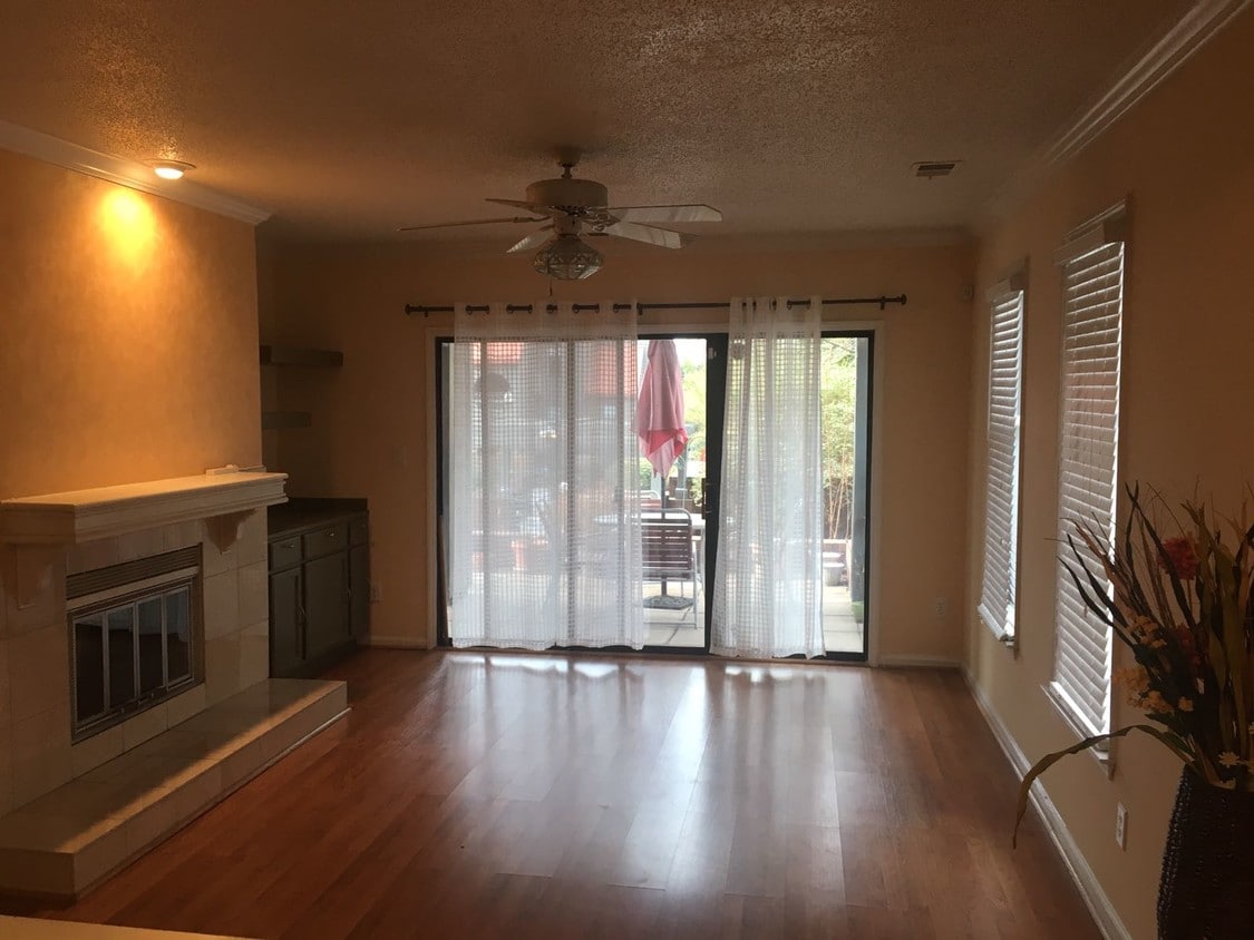 Living Room - 9035 J M Keynes Dr