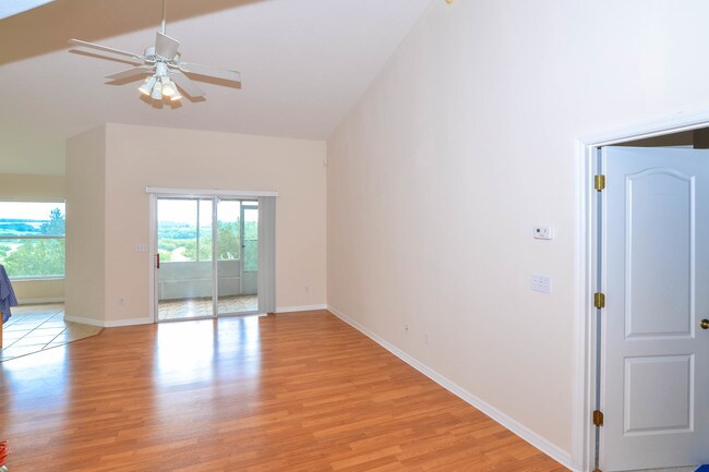 Building Photo - Gorgeous home in College Park