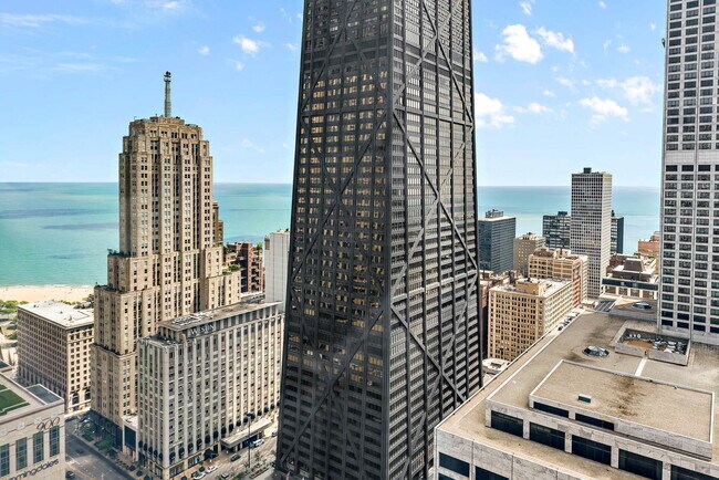 Building Photo - 111 E Chestnut St