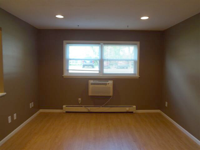 Building Photo - 705 3rd St E