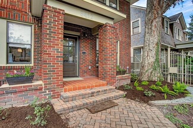 Building Photo - 3412 Garrott St