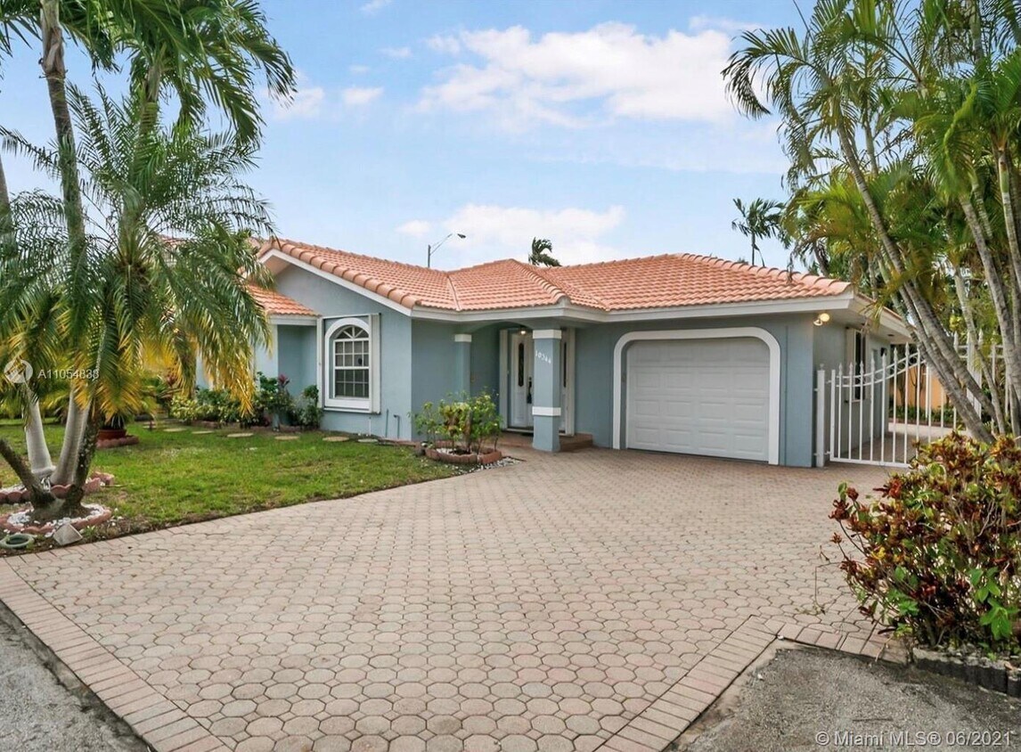 10344 SW 23rd Terrace, Miami, FL 33165 House Rental in Miami, FL