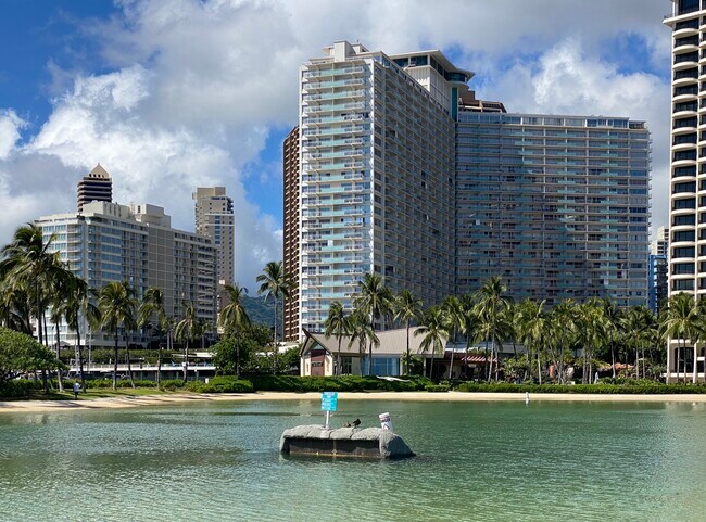 Ilikai Apartment Building - 1777 Ala Moana Blvd