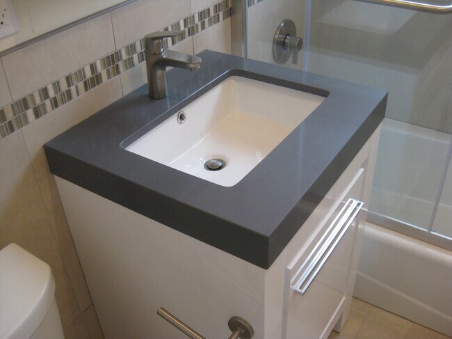 Foto del edificio - 300 Bocana St