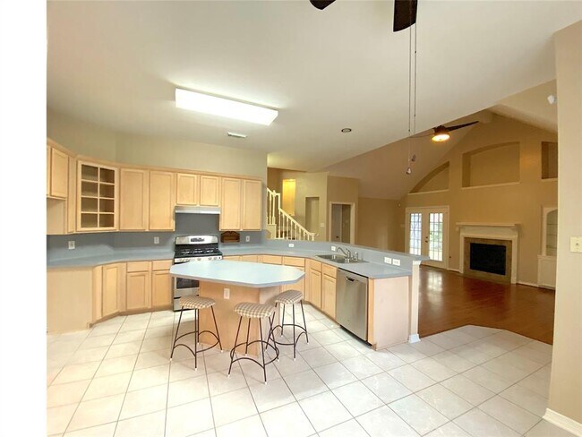 Building Photo - 11147 Dawn Harvest Dr