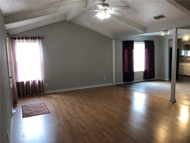 Foto del edificio - 4134 Sierra St