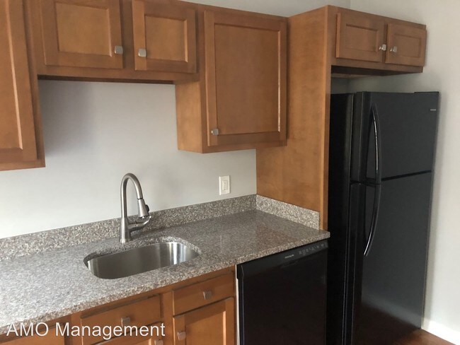 Building Photo - 2 br, 2 bath House - 513 Emlin