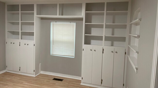 Foto del edificio - 3119 Pioneer Ave