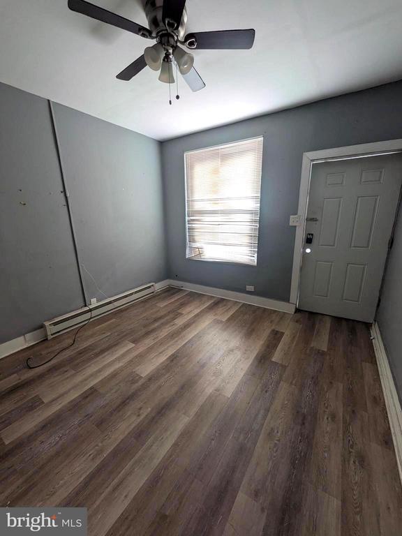 Foto principal - 1825 E Harold St