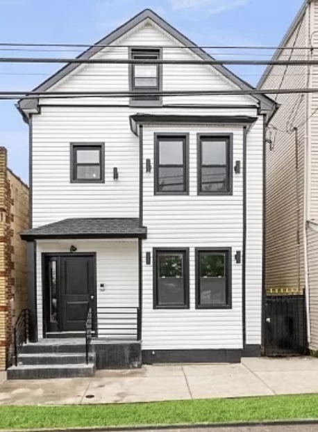 Primary Photo - 654 S 12th St