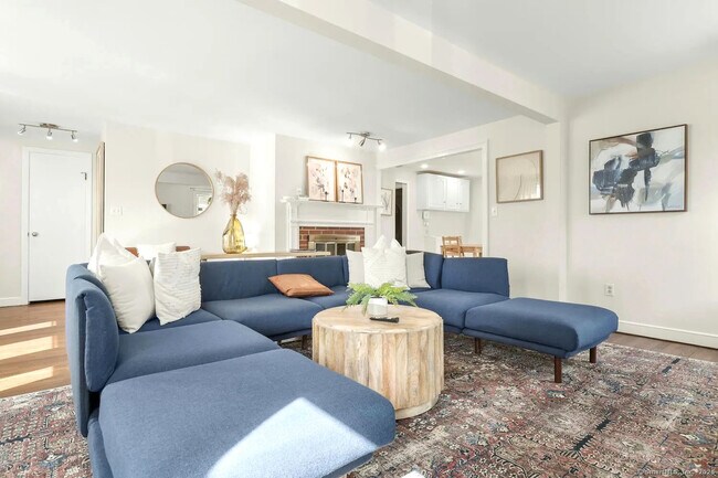 Foto del edificio - 584 Courtland Ave
