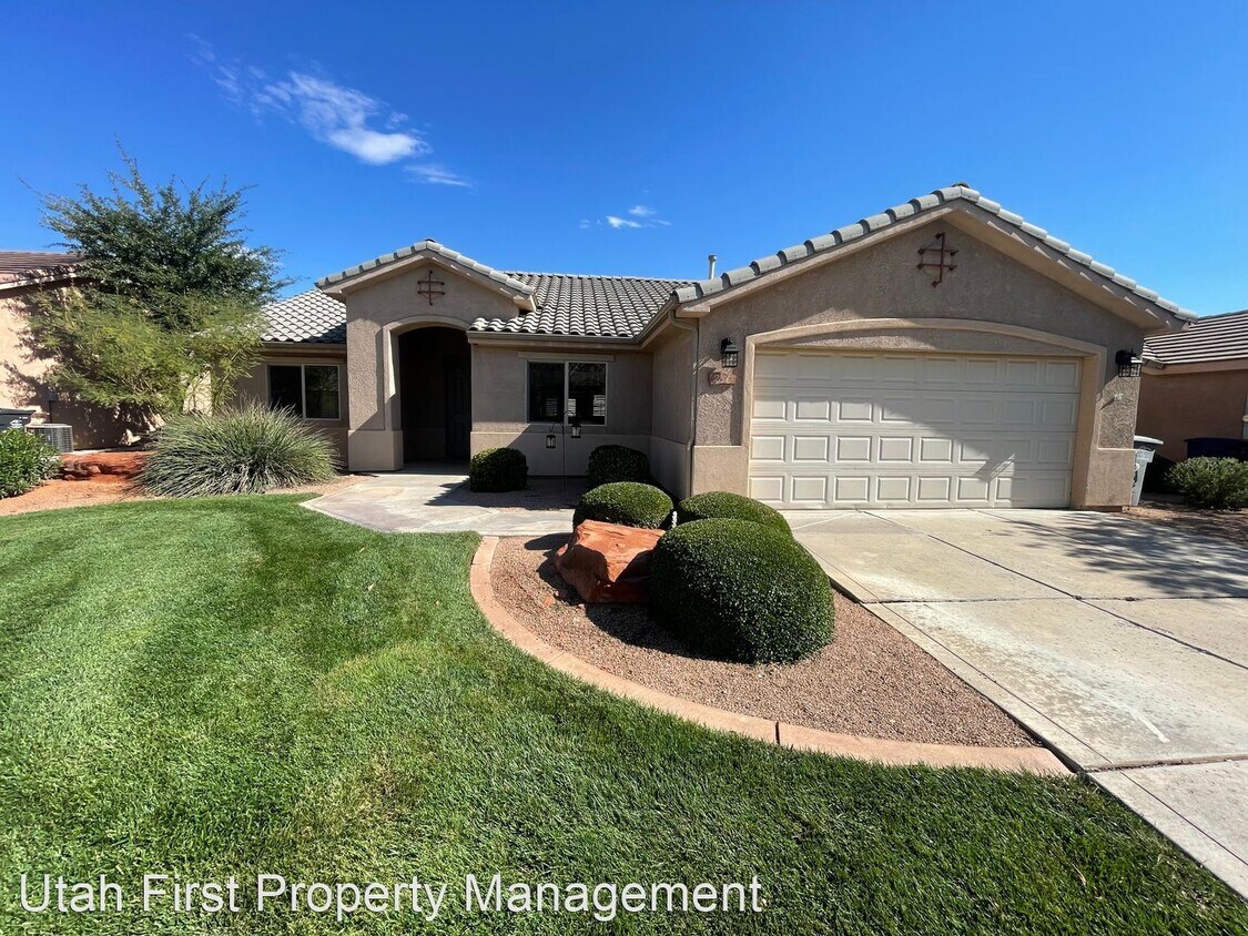 Foto principal - 3 br, 2 bath House - 1630 E 2450 S #256