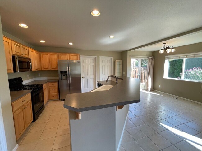 Foto del edificio - 14790 NW Yellowstone Ct