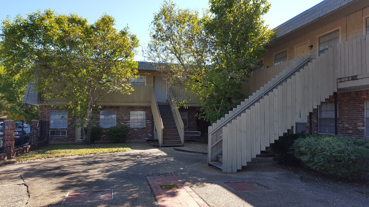 Foto principal - 601 S 14th St