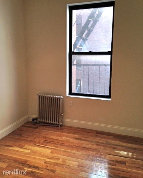 Building Photo - 625 W 135th St