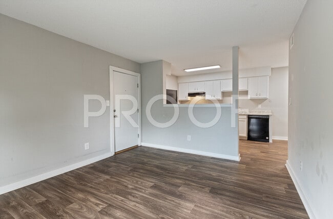 Building Photo - Hidden Valley Apartments