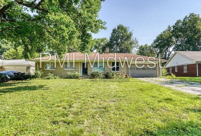 Building Photo - 2920 Highwoods Dr E