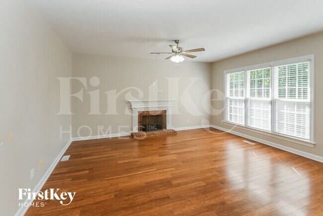 Foto del edificio - 12615 Wetherburn Ln