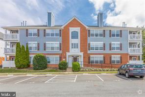 Building Photo - 635 Constellation Square SE