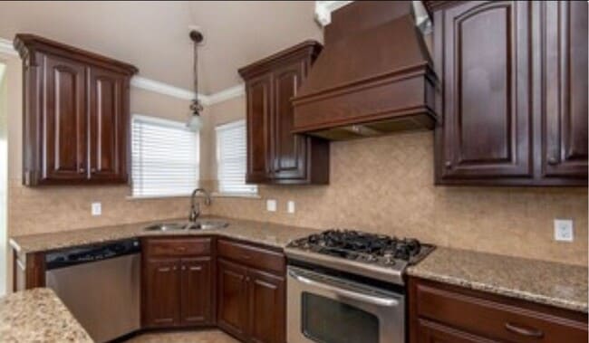 Building Photo - Charming 3-Bedroom Rental in Tiburon