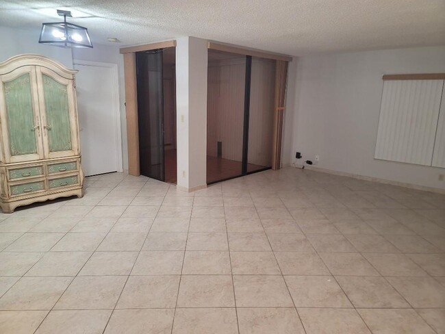 Building Photo - 8657 Boca Glades Blvd W