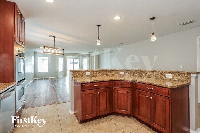 Building Photo - 335 Candlebark Dr