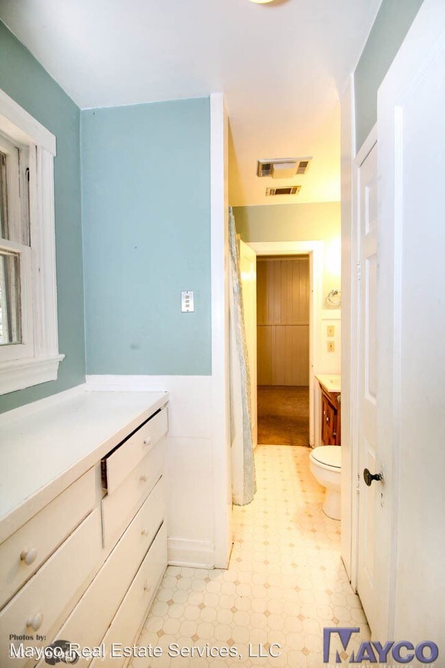 Foto del edificio - 1 br, 1 bath Apartment - 3433 Beverly