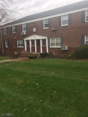 Building Photo - 19D W Roselle Ave