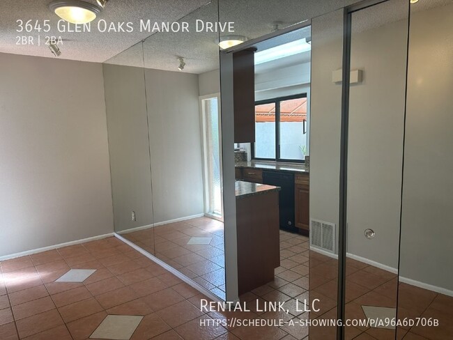 Building Photo - 3645 Glen Oaks Manor Dr