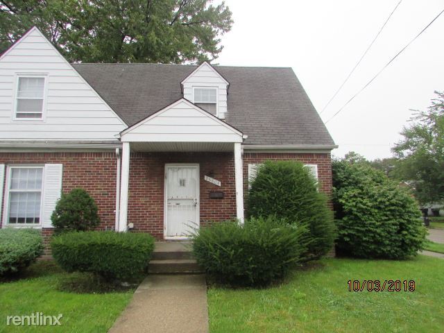 Primary Photo - 2 br, 1 bath House - 15804 E 7 Mile Rd