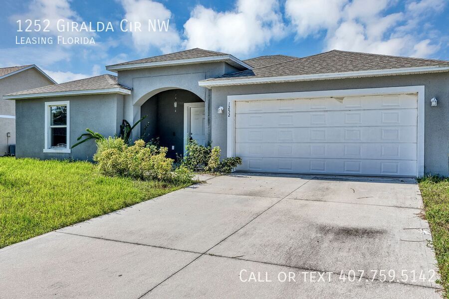 Primary Photo - 1252 Giralda Cir NW